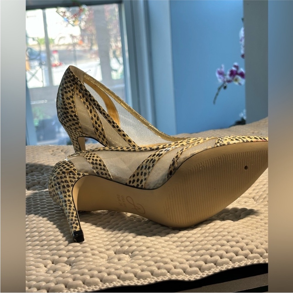 Adrianna Papell size 6 Leather print heal
Show shoe NWOT - Picture 6 of 7